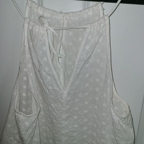 Caution to the wind Eyelet Spaghetti strap top - Picture 3 of 4